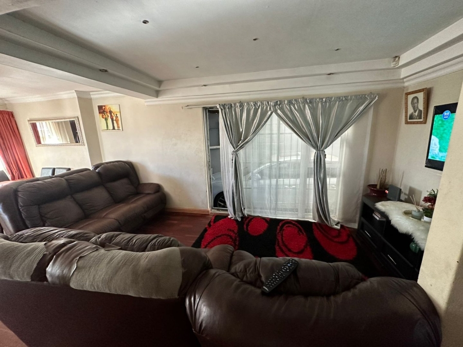 2 Bedroom Property for Sale in Highbury Park Western Cape